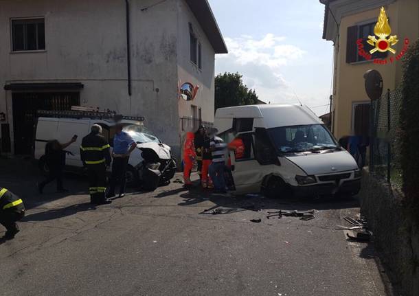 Incidente stradale a Sesto Calende