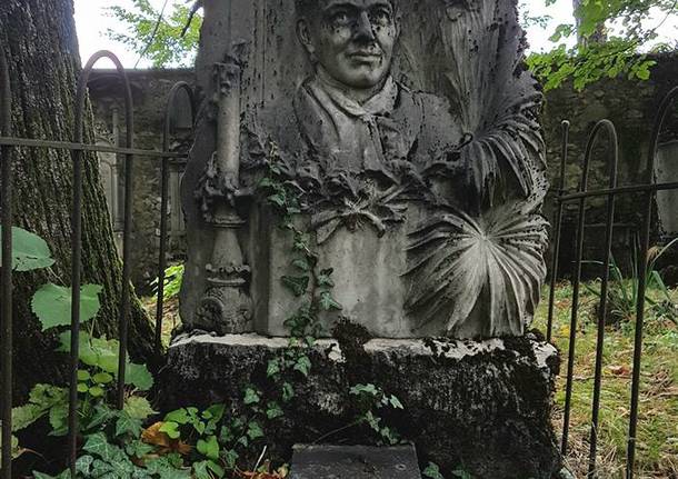 Il cimitero Vecchio di Viggiù
