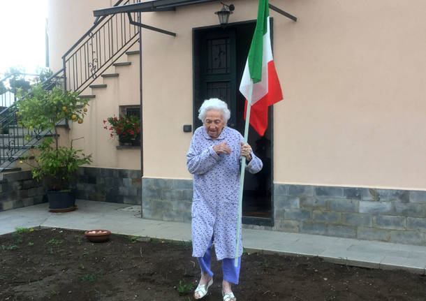 Giuliana e il tricolore