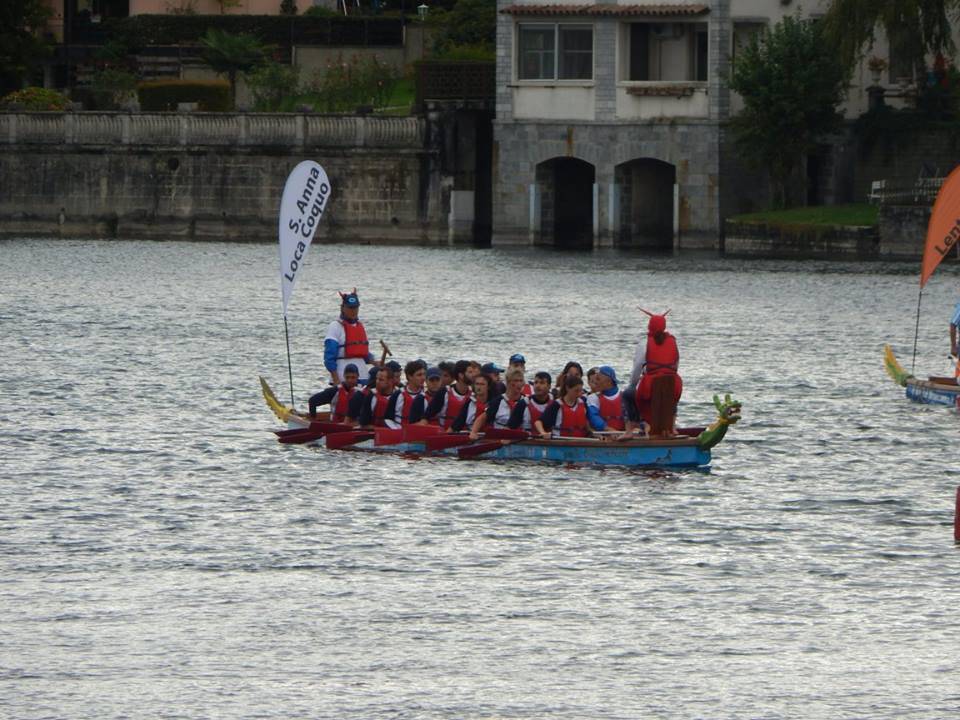 La gara di Dragon Boat a Sesto Calende