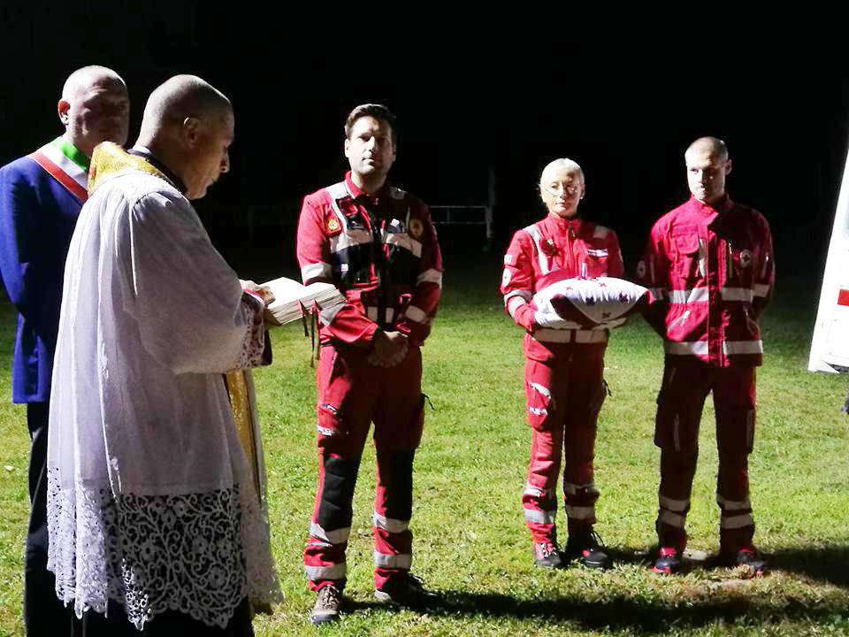 Lavena Ponte Tresa - Donazione Pion ambulanza