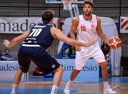 matteo tambone basket pallacanestro varese