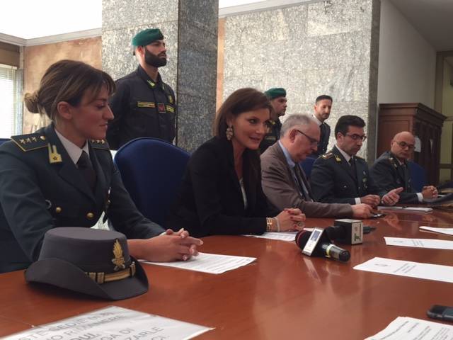 nadia alessandra calcaterra operazione la stangata