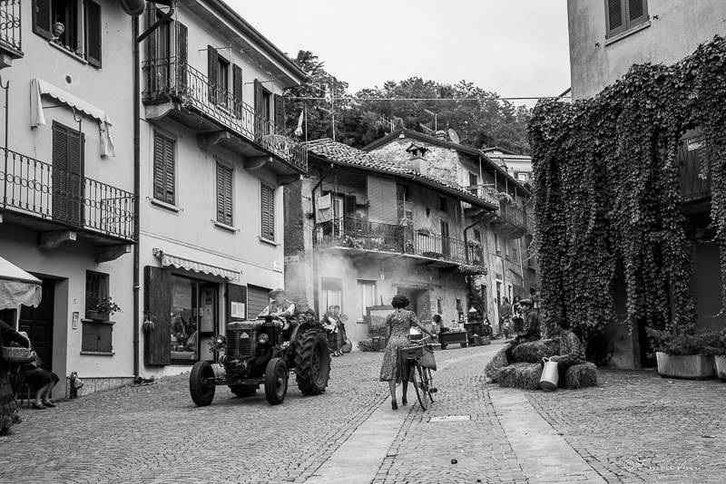 Oscar Turri gira un cortometraggio a Laveno Mombello