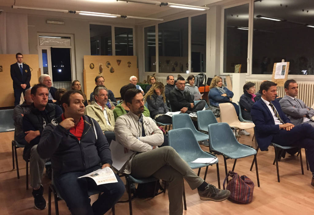 Porto Ceresio - presentazione battello dei frontalieri