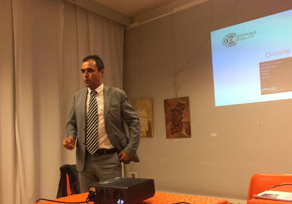 Porto Ceresio - presentazione battello dei frontalieri