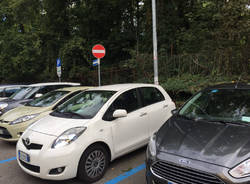 Primo giorno di scuola: i parcheggi a Varese