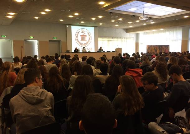 assemblea di istituto al De filippi