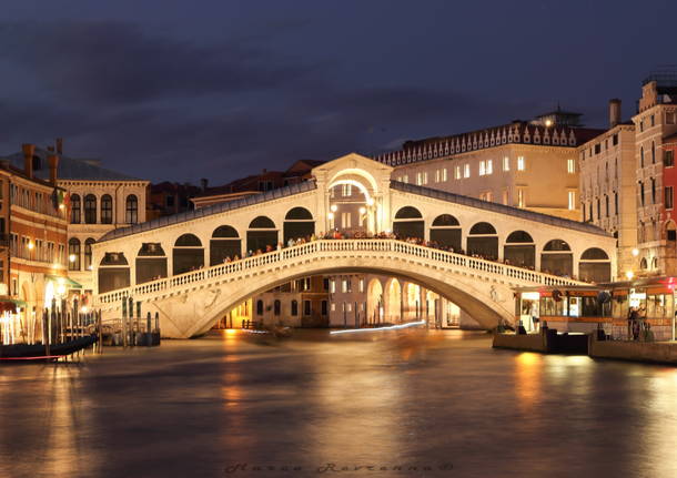 Ponte di Rialto a Vanezia