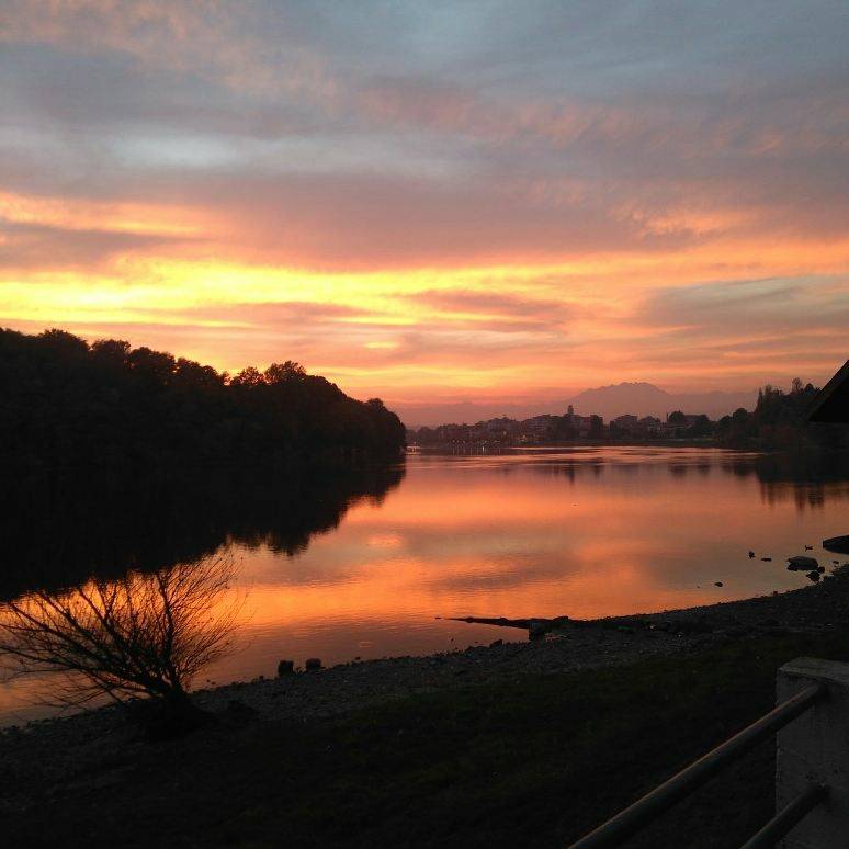 Il tramonto da Sesto Calende