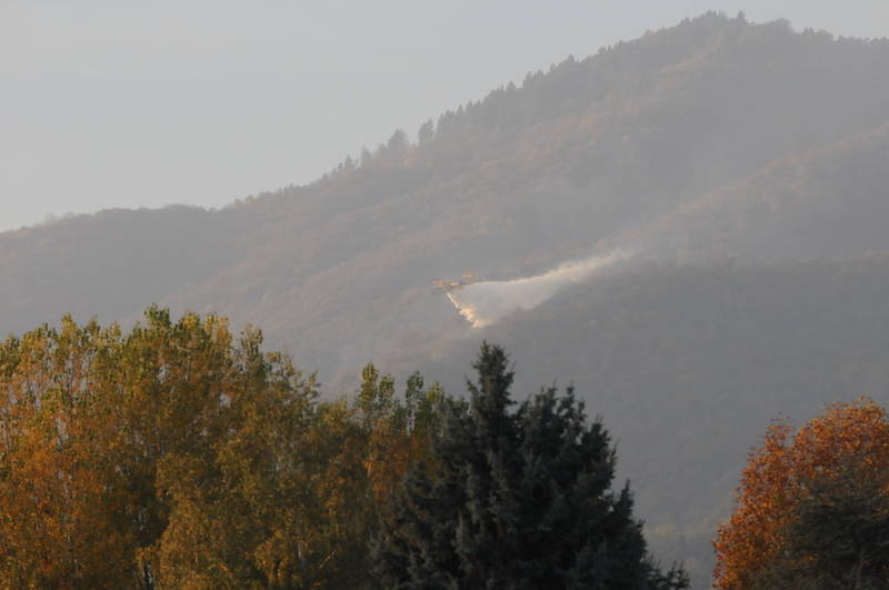 intervento Canadair Campo dei Fiori