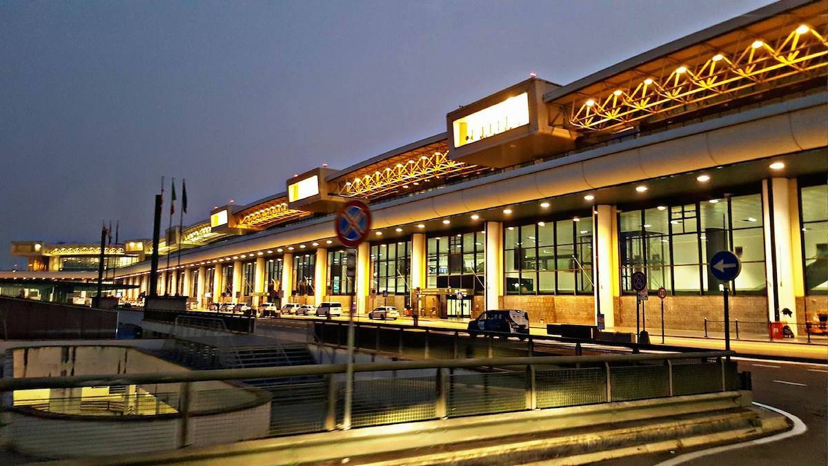 Malpensa di notte - foto di Andres Larroux