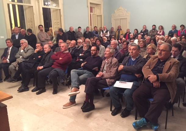 ospedale unico assemblea pd busto arsizio