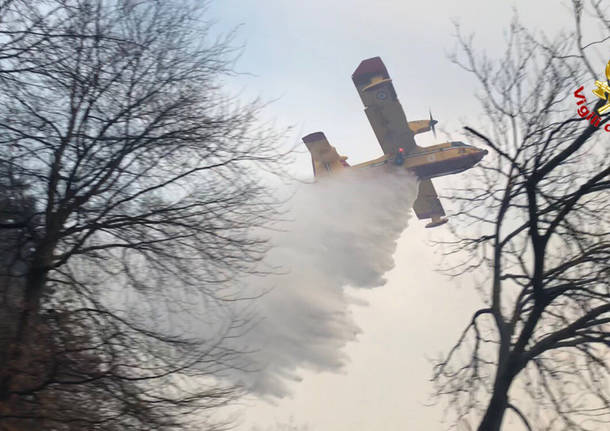 vigili del fuoco osservatorio schiaparelli incendio campo dei fiori
