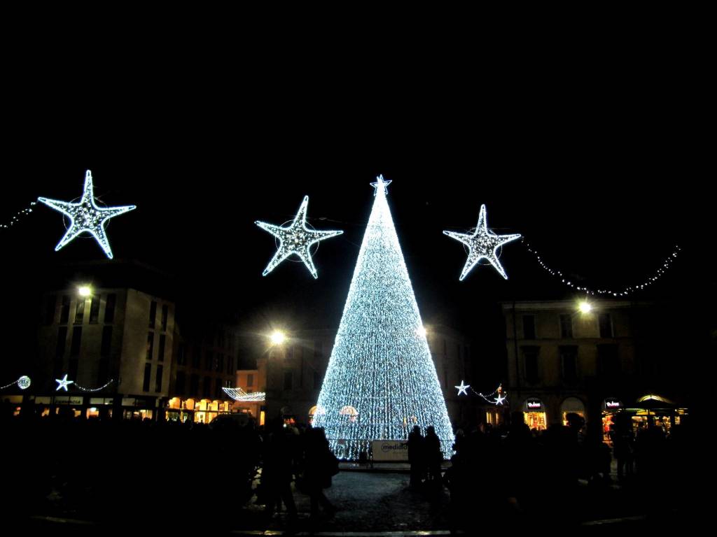 Accensione albero di Natale a Gallarate