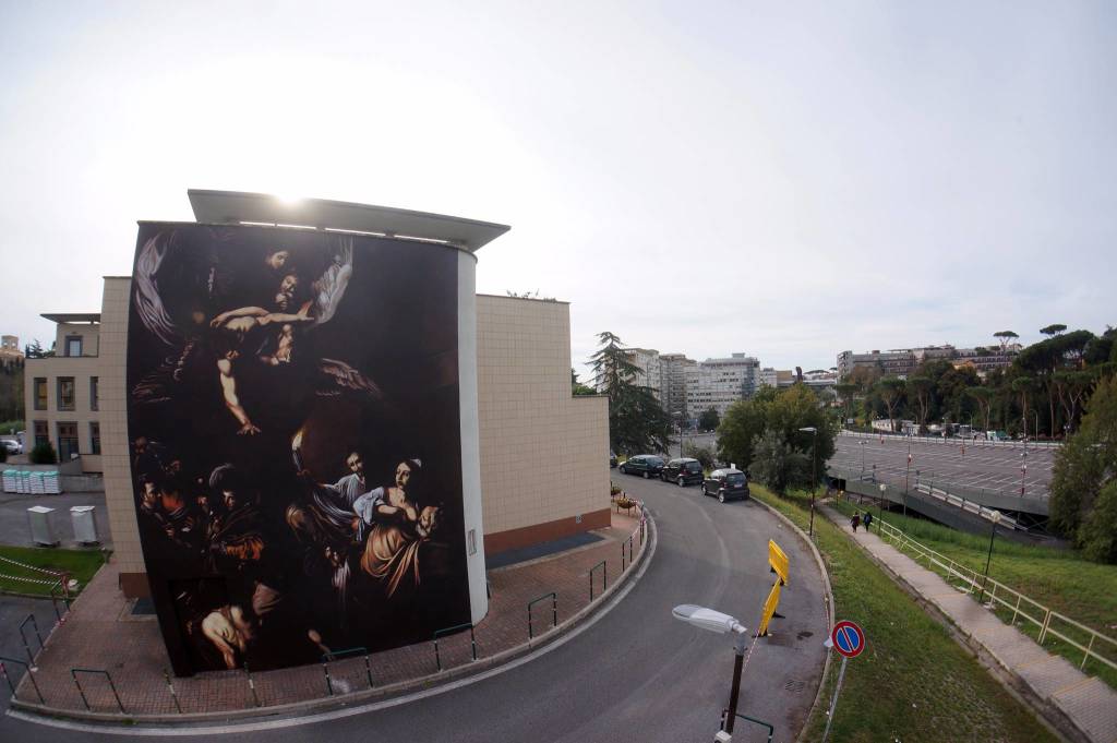 Andrea Ravo Mattoni, il murales al Policlinico Gemelli di Roma