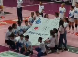 Ragazzi della 2A e 3A della scuola secondaria Schweitzer