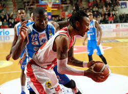 basket  pallacanestro varese