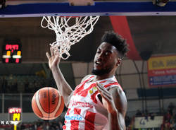 Openjobmetis Varese - Dolomiti En. Trento 93-66