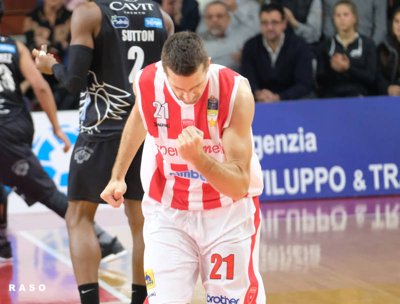 Openjobmetis Varese - Dolomiti En. Trento 93-66