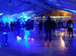 Discoteca on ice conquista i giovanissimi saronnesi