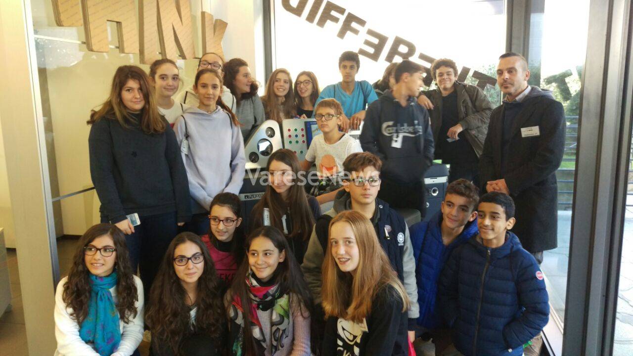 Pmi day: dai banchi di manovra della Spii un aiuto per il futuro professionale degli studenti