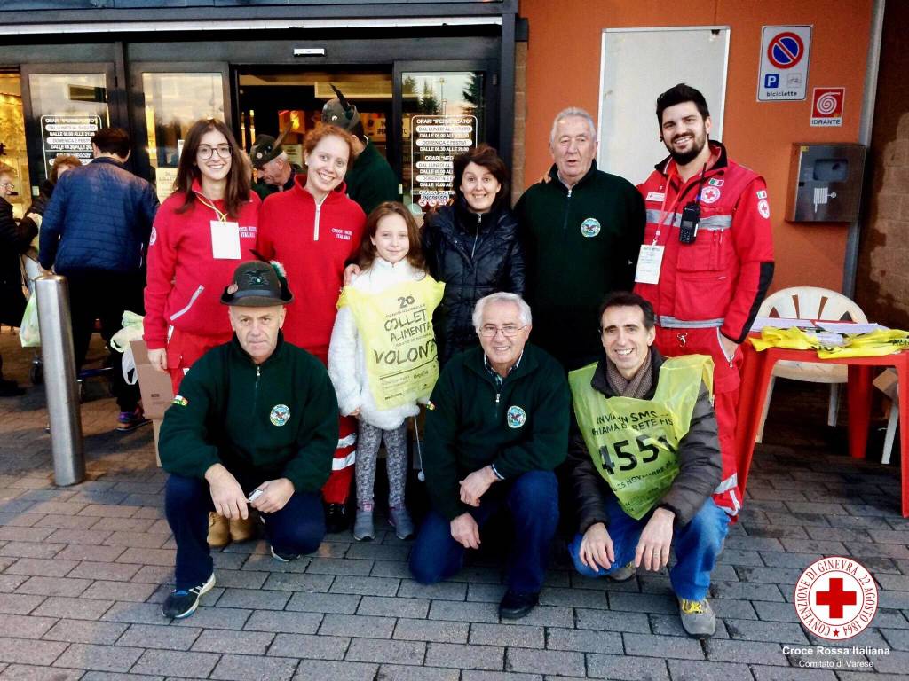 colletta alimentare croce rossa varese 2017