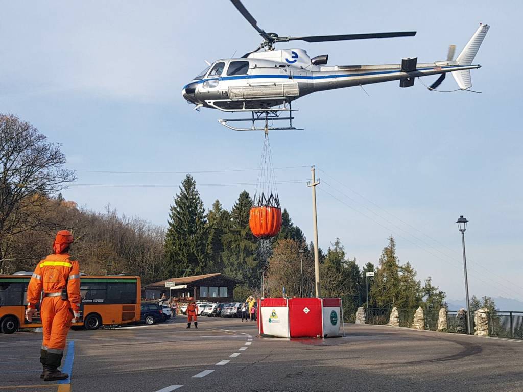 Contro l'incendio del campo dei fiori: la squadra Aib Ana del Brinzio