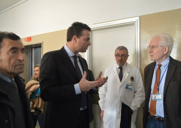 Fabio Altitonante in visita all’ospedale di Passirana