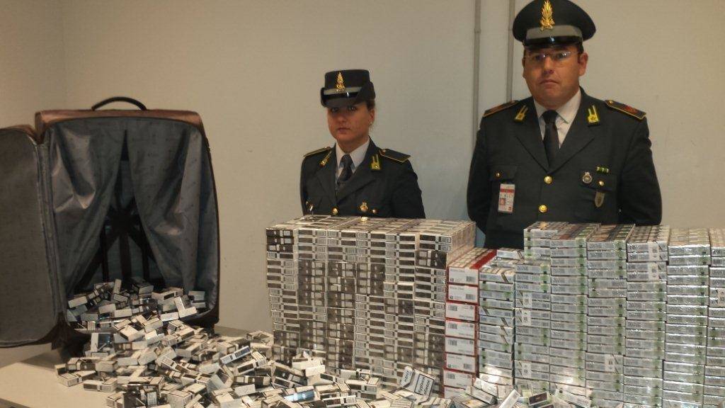 Guardia di Finanza Varese - Operazione Smoking sky