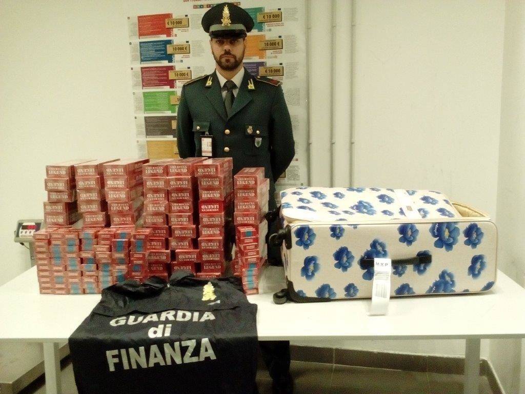Guardia di Finanza Varese - Operazione Smoking sky