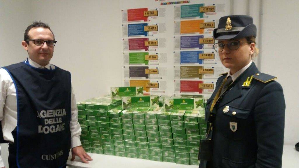 Guardia di Finanza Varese - Operazione Smoking sky