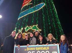 L'accensione dell'albero in Piazza Repubblica