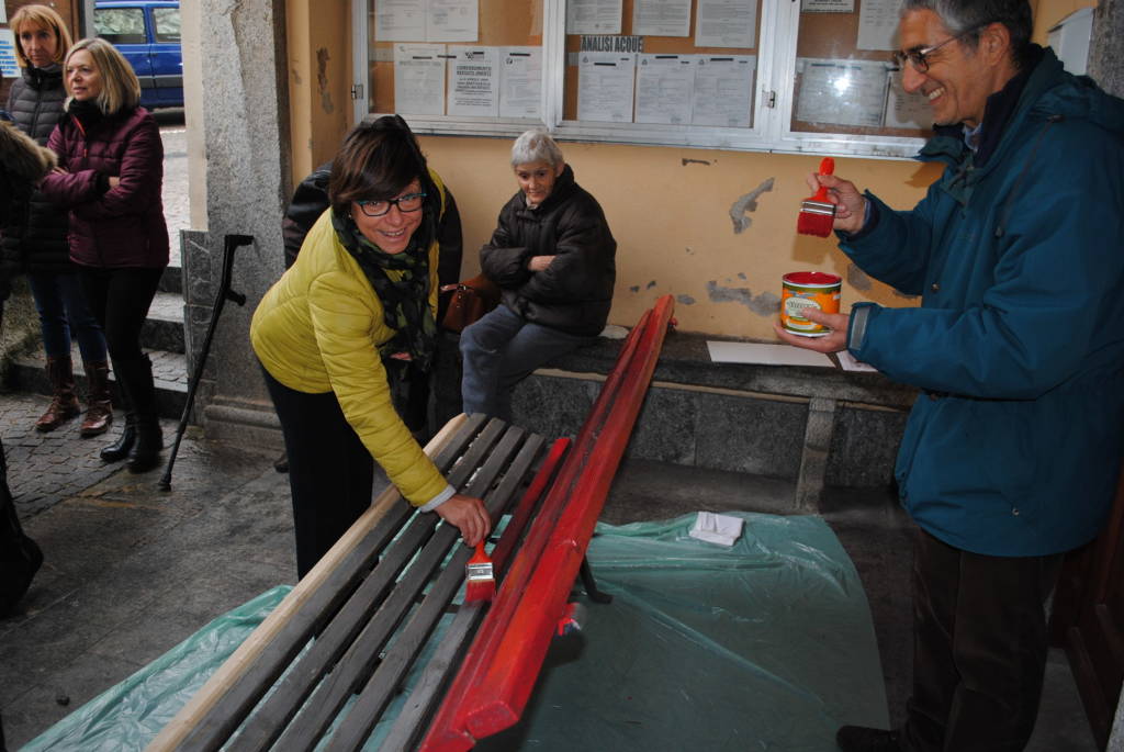 La panchina rossa di Orino