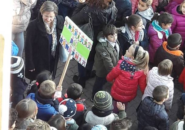 marcia dei bambini primaria Morelli di Busto Arsizio