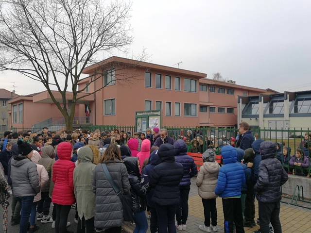 Panchina rossa Cocquio Trevisago 29 novembre