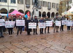 Sindacati in piazza contro la violenza di genere