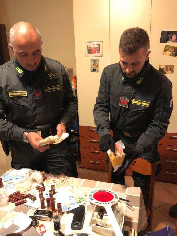 spacciatore Gallarate bene