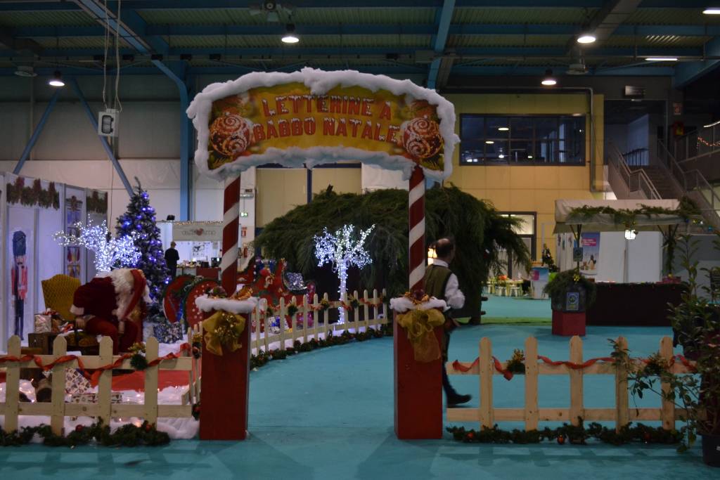 Al via Expo Natale