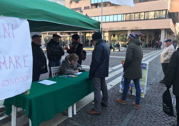 Lega Nord raccolte 200 firme contro lo ius soli