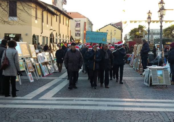 Bimbi, figuranti e maxi scenografie per il presepe vivente