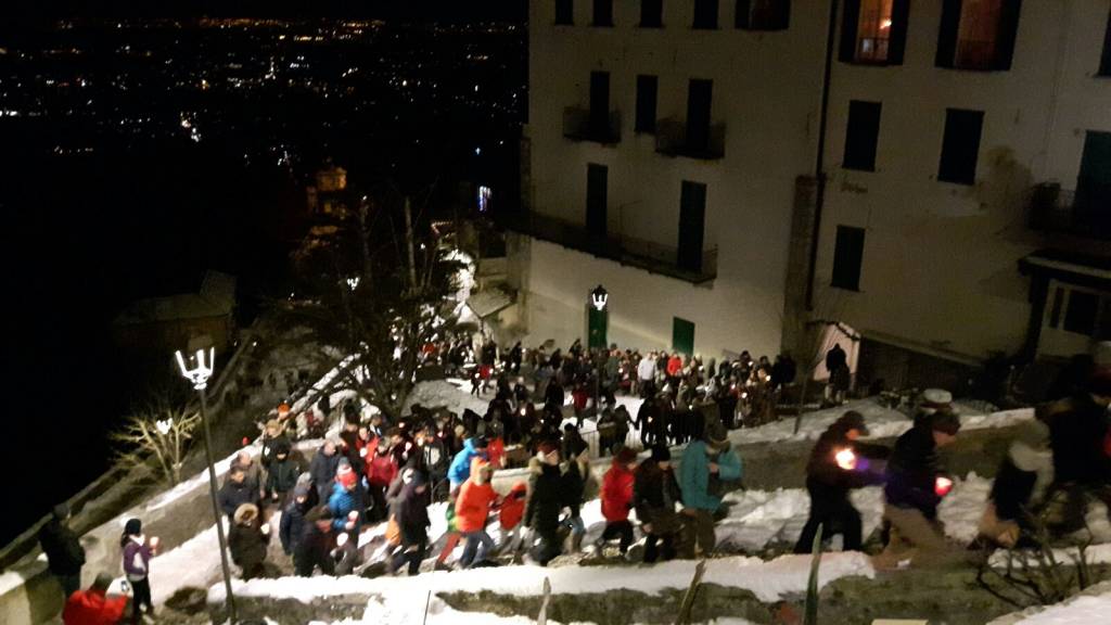 Fiaccolata al sacro Monte 2017