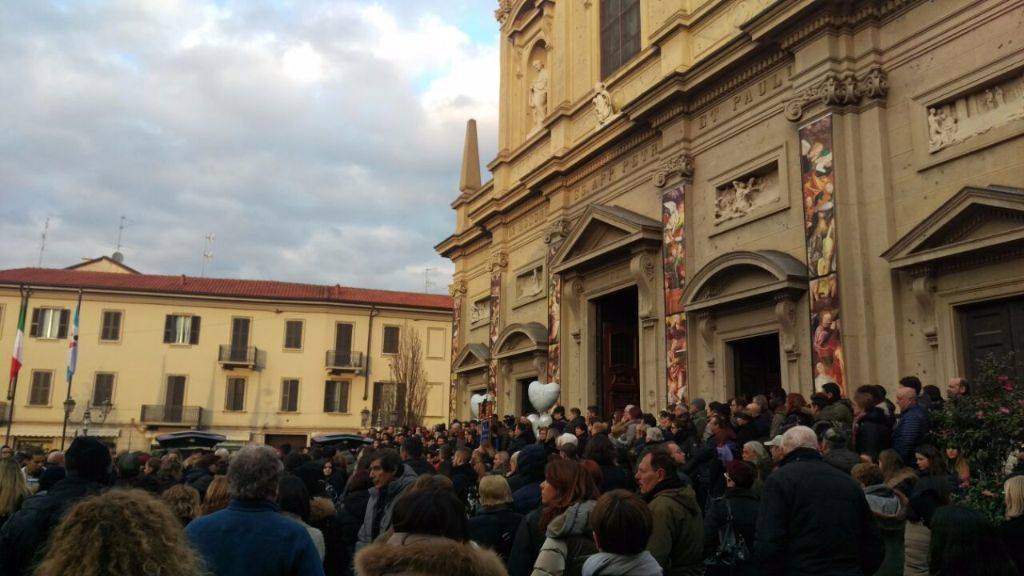 Funerale alessandro e Matteo (foto da Ilsaronno.it)