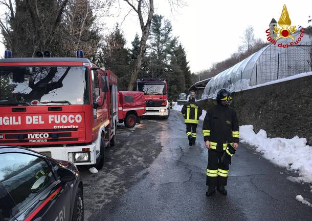 Incendio al casolare di Avigno