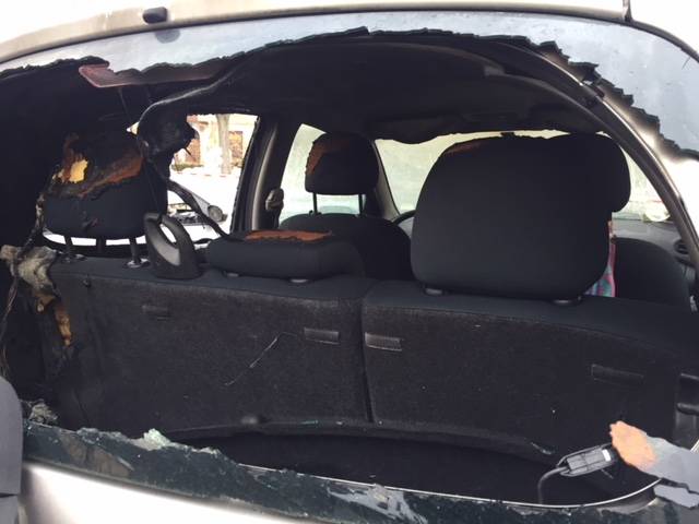 Incendio Azzio, le auto distrutte