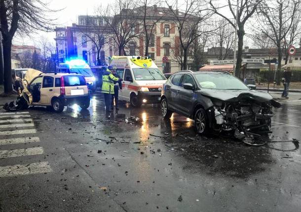 Incidente sul viale Cadorna