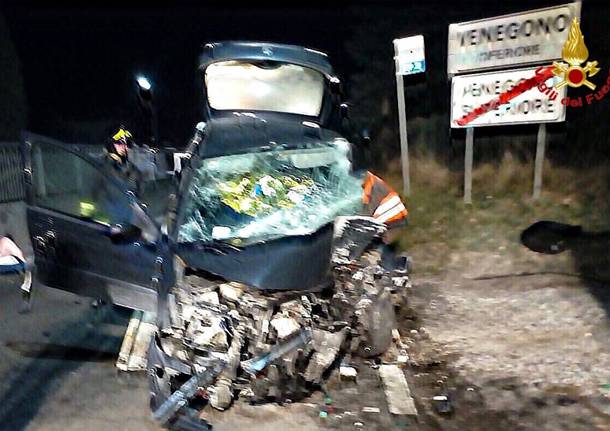 Incidente stradale venegono inferiore 