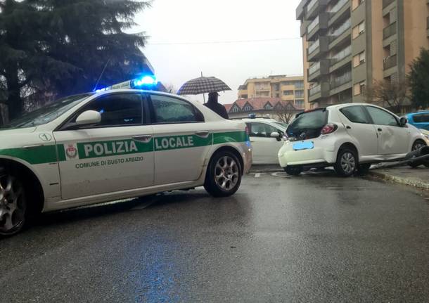 incidente viale diaz busto arsizio