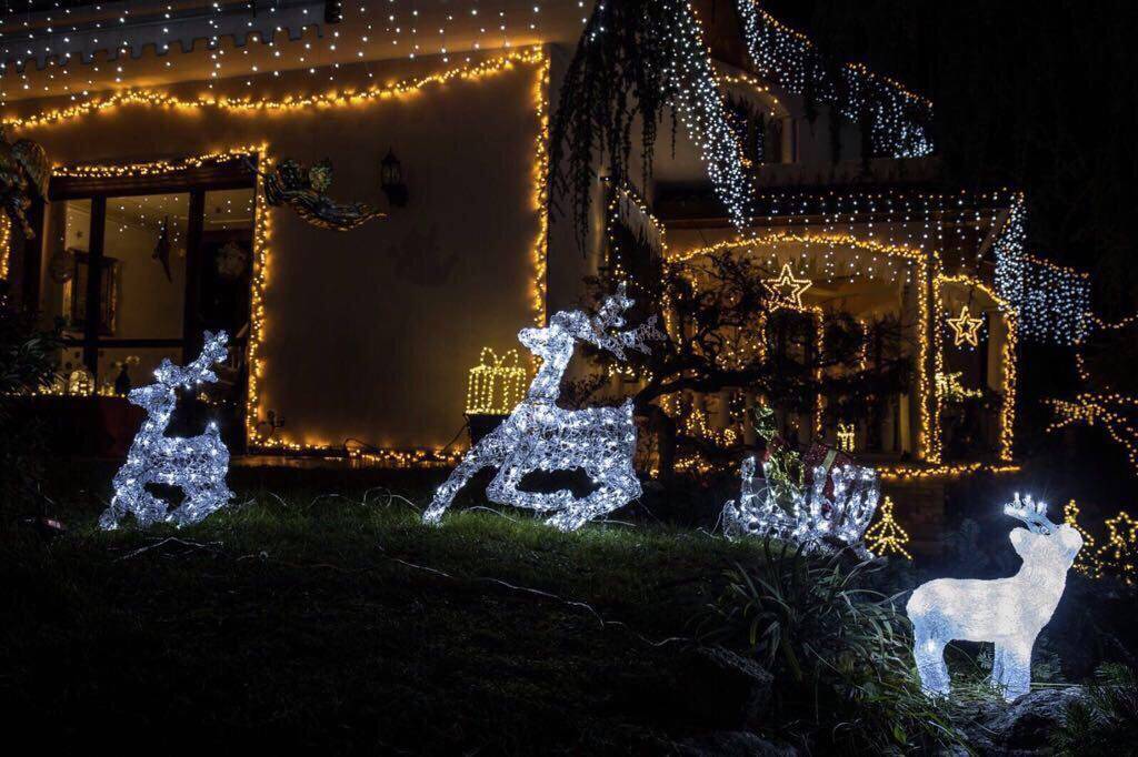 ispra natale casa lucine
