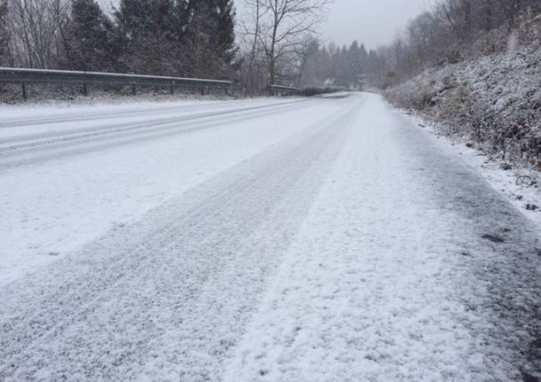 Neve a Dumenza, primo dicembre 2018